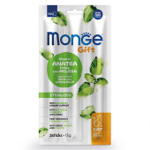 Monge Gift Soft Sticks Sterilised Cat - стикчета за кастрирани котки, без зърнени култури с патешко, маточина и червени боровинки 15 гр