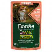 Monge BWILD Grain Free Sterilised със сьомга, скариди и зеленчуци – пауч с хапки в сос