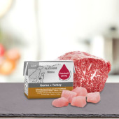 Мокра храна за кучета Platinum Menu Adult Iberico + Turkey с 42% Прясно пуешко месо, 35% Прясно свинско Иберико, 6% Прясно пилешко месо и зеленчуци