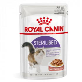 Пауч Royal Canin Sterilised - създаден специално за кастрирани котки, склонни към напълняване, малки късчета месо с в специален сос