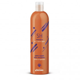 Възстановяващ кератинов шампоан Record Keratin Restoring Shampoo подходящ за кучета и котки